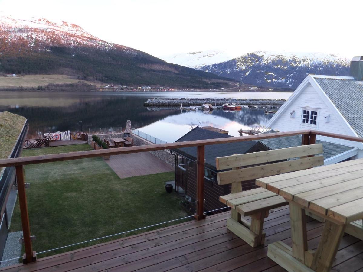 Solstrand Fjord Holiday Eidsvag  ภายนอก รูปภาพ