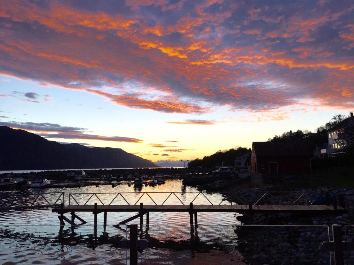 Solstrand Fjord Holiday Eidsvag  ภายนอก รูปภาพ
